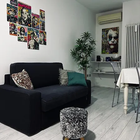 Pop Art Apartment *